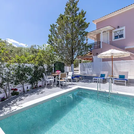 Soso's Garden House With Pool Semesterbostad