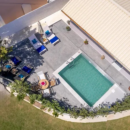 Soso's Garden With Private Pool Plános