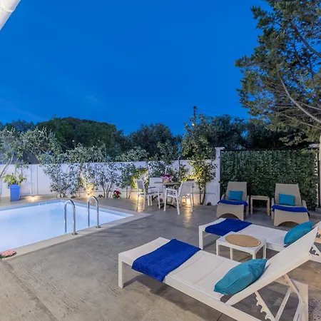 Soso's Garden With Private Pool بيت للعطل *