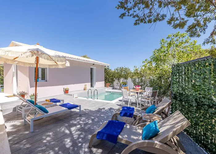 Soso's Garden With Private Pool Plános