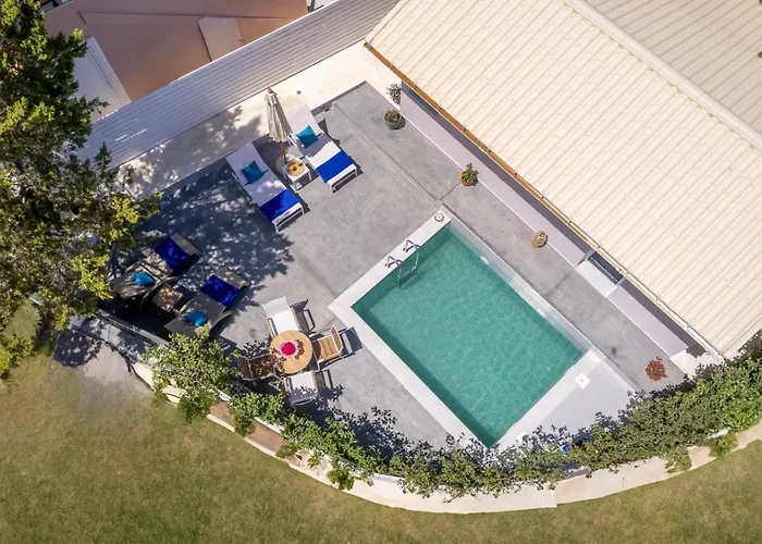 Soso's Garden With Private Pool Plános